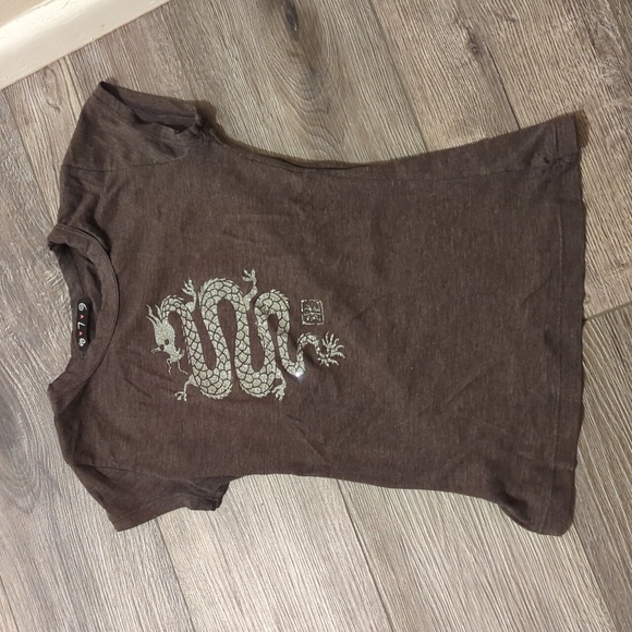 Size small fits like xs. Dragon vintage tee - Picture 1 of 3